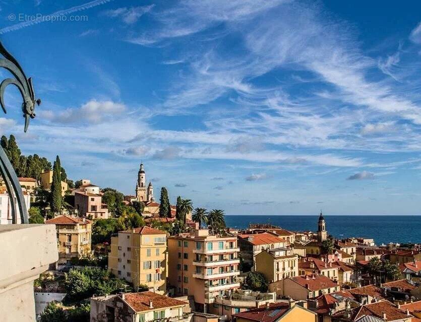 Appartement à MENTON