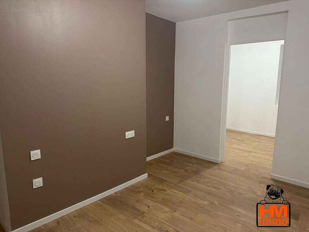 Maison à SAINT-YRIEIX-LA-PERCHE