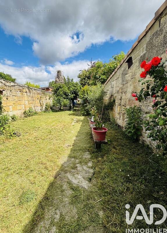 Photo 1 - Maison à CASTILLON-LA-BATAILLE