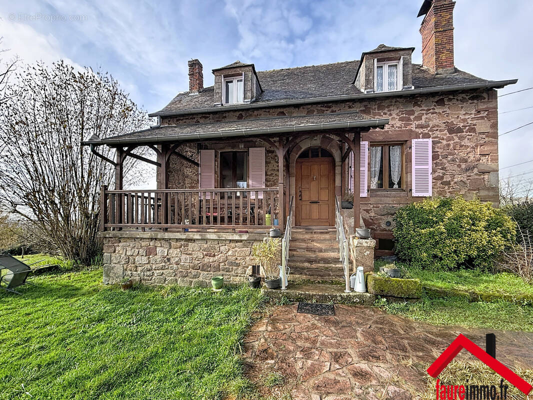 Maison à SAINT-SOLVE