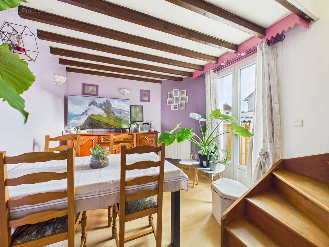 Maison à SARTROUVILLE