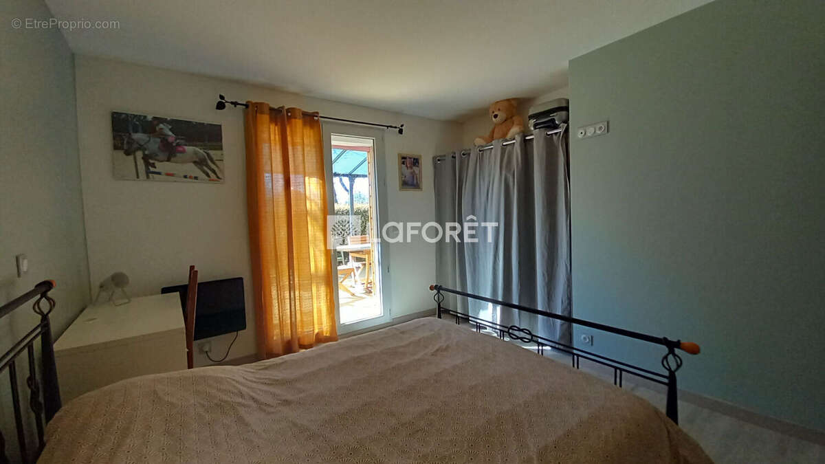 Maison à SAINT-SATURNIN-LES-APT