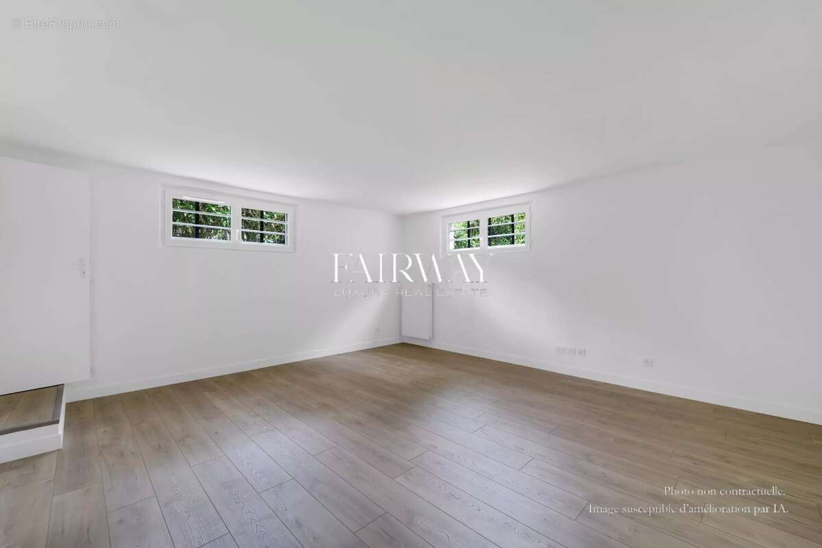 Maison familiale rénovée avec jardin sans vis à vis – 4 chambres – Saint-Cloud (Montretout) - photo 15
