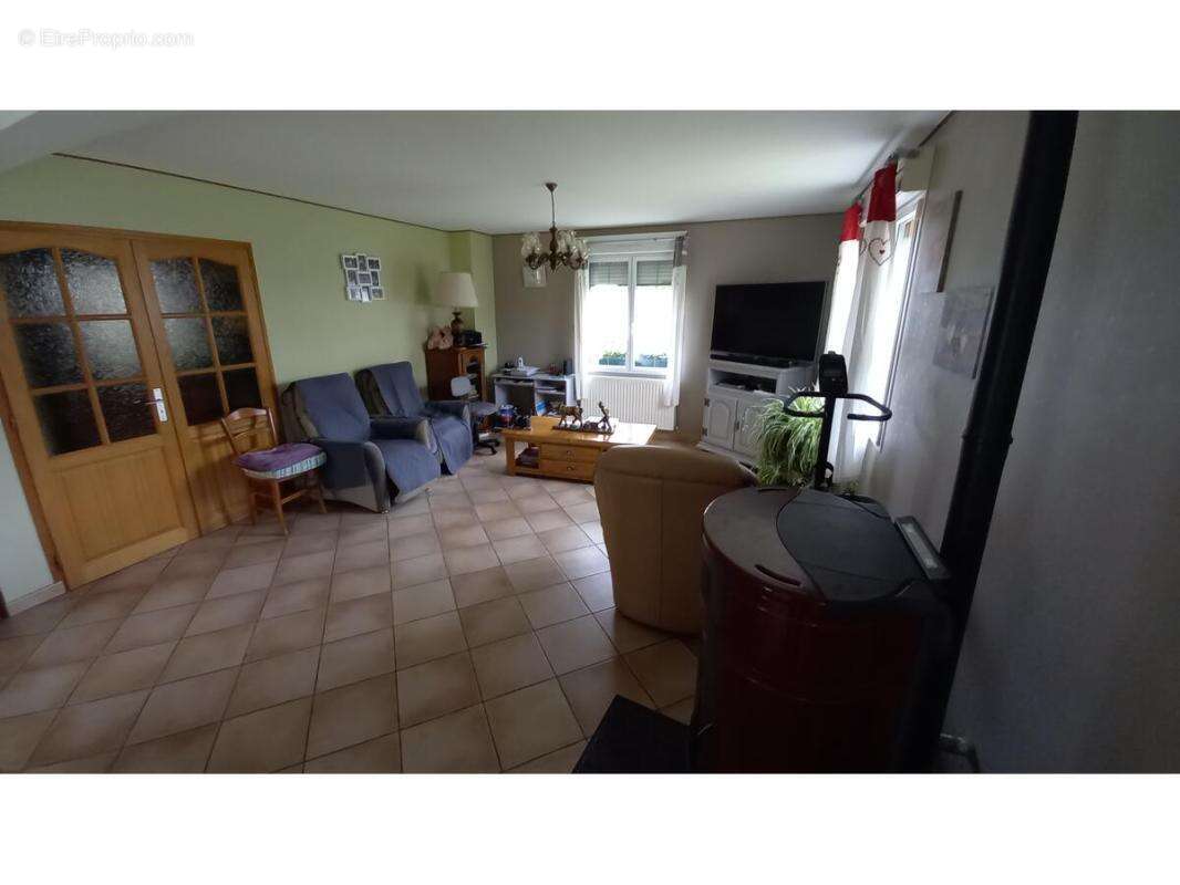 Maison 143 m² à Humieres  - photo 8