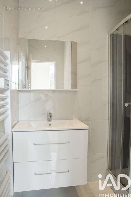 Photo 5 - Appartement à SAINT-GERMAIN-LES-ARPAJON