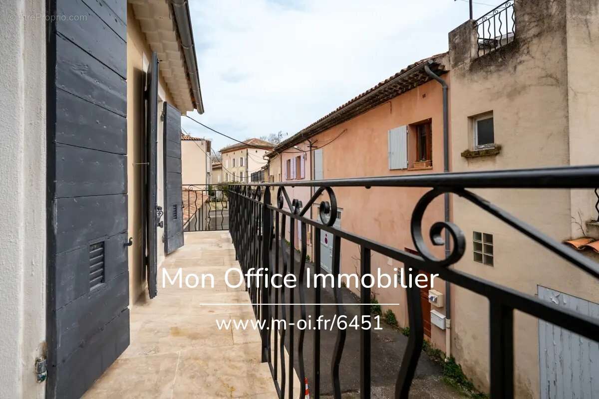 Appartement à PERTUIS