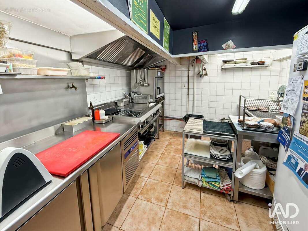 Photo 6 - Commerce à SAINT-MAXIMIN-LA-SAINTE-BAUME