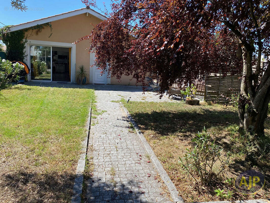 Maison à GRADIGNAN