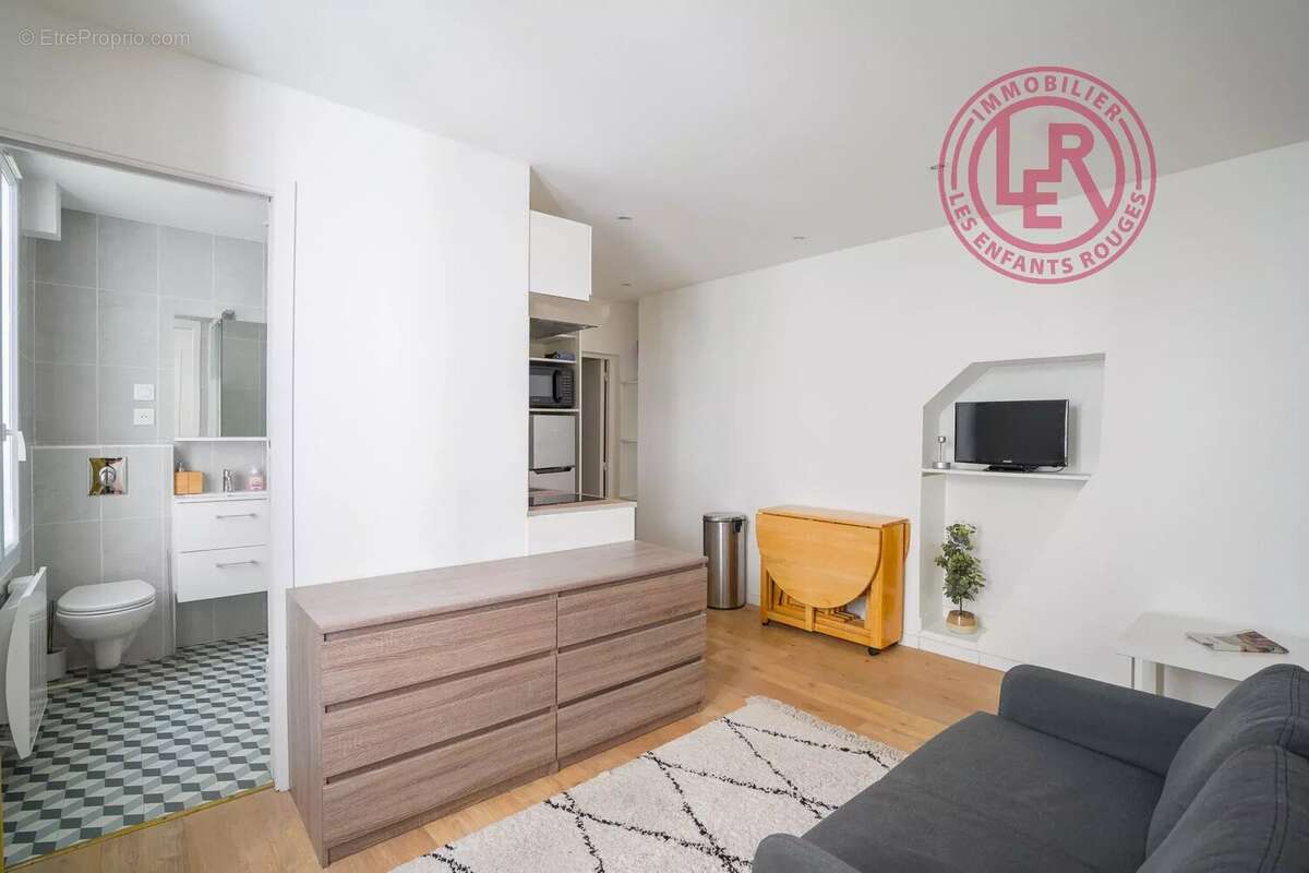 Appartement à PARIS-3E