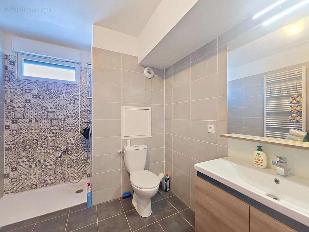 Photo 9 - Appartement à LA COURNEUVE