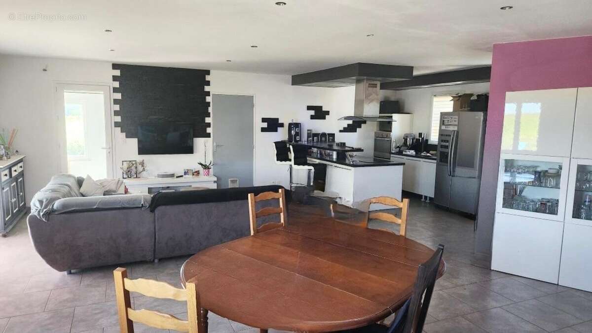 Photo 3 - Maison à SEYCHES