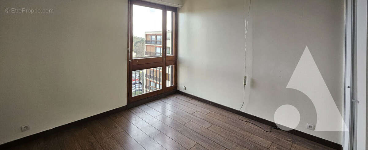 Appartement à RIS-ORANGIS