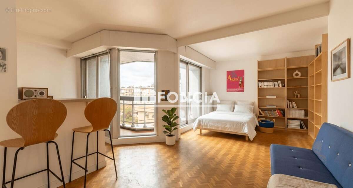 Appartement à LEVALLOIS-PERRET