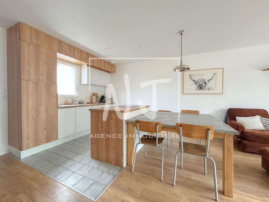 Maison à GROSBREUIL