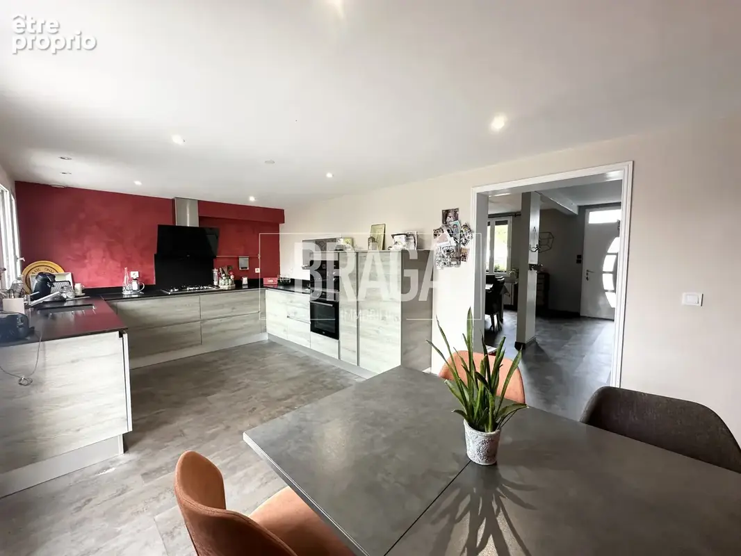Deux Maison semi mitoyenne 135m2  3 chambres jardin et petite maison attenante de 45m2 - photo 5