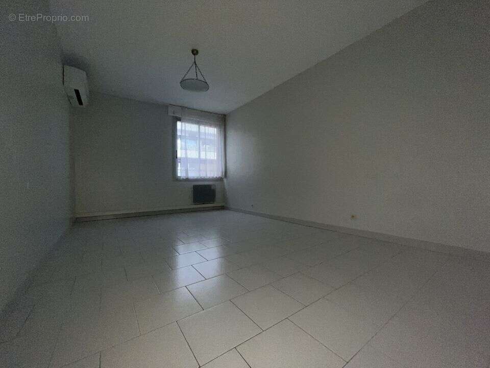 Appartement à SAUSSET-LES-PINS