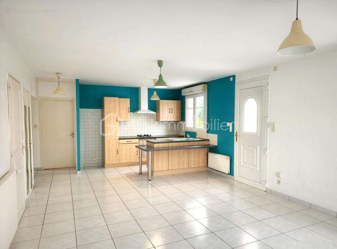 Maison à MONTJEAN