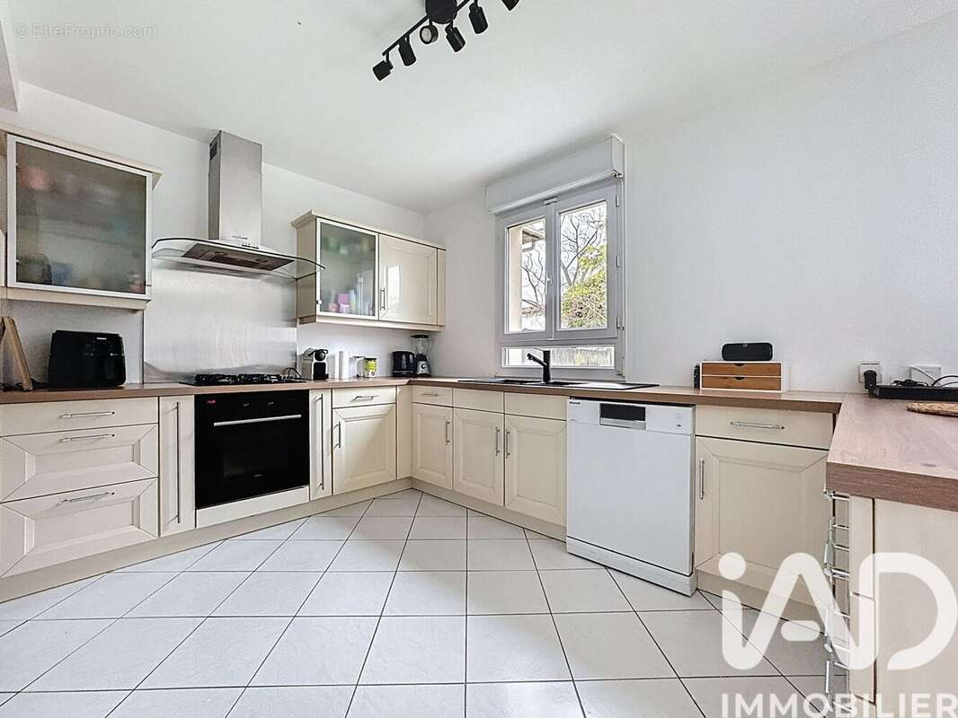 Photo 4 - Maison à LE BLANC-MESNIL