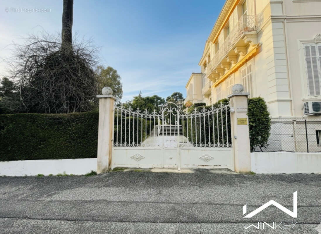 Appartement à CANNES