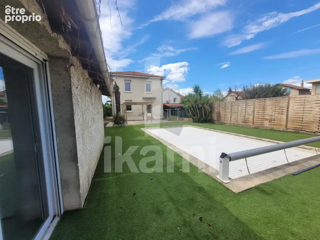 Maison - 85 m2 - 5 pièces - avec piscine et dépendances - photo 15