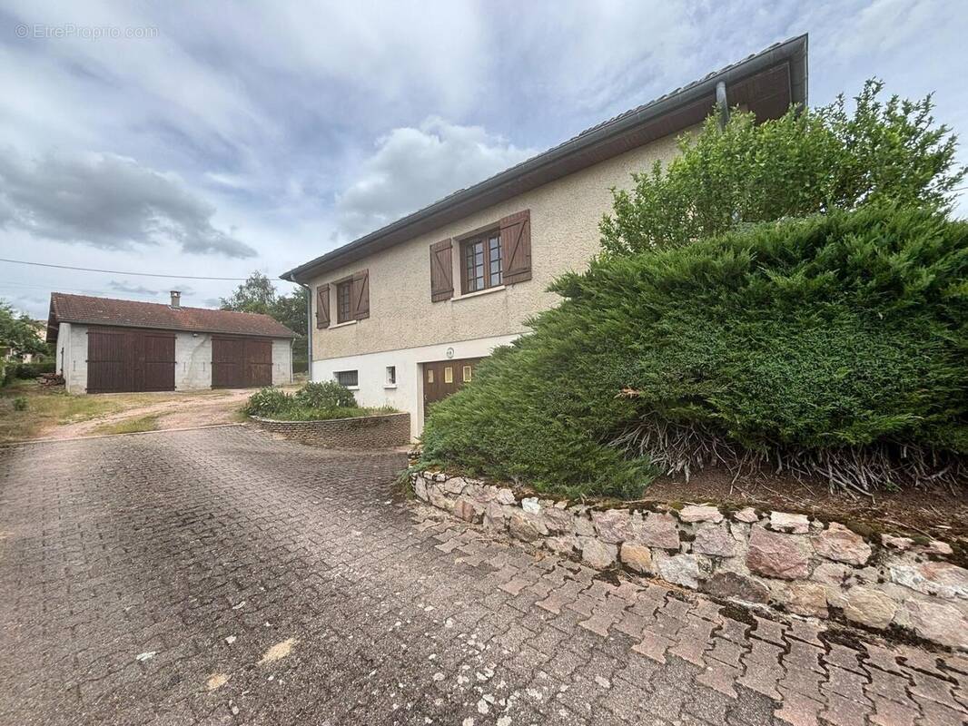 Photo 1 - Maison à LAPALISSE