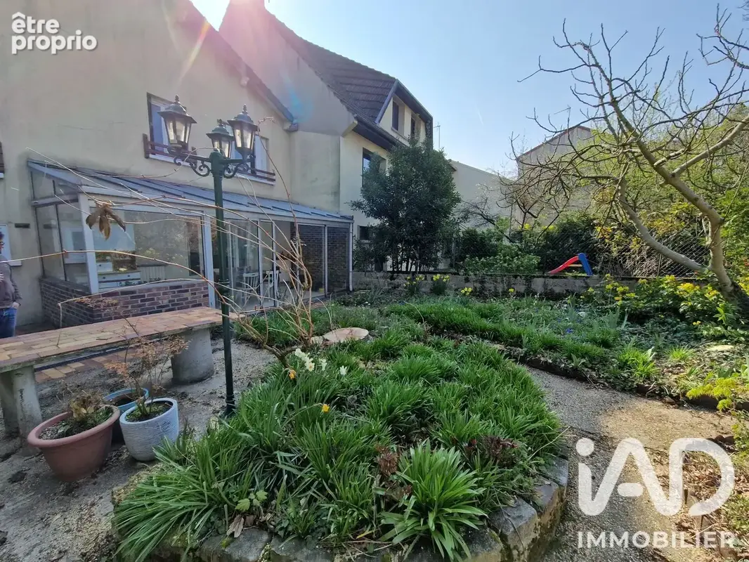Photo 1 - Maison à MONTREUIL