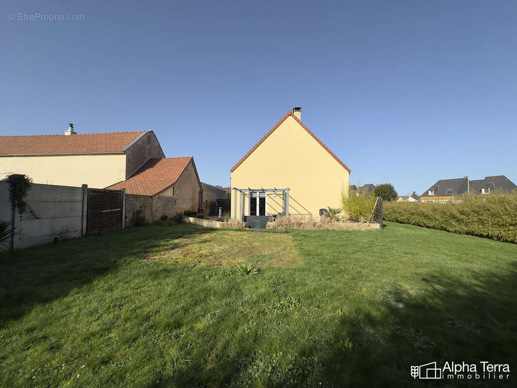 Maison à CONTEVILLE