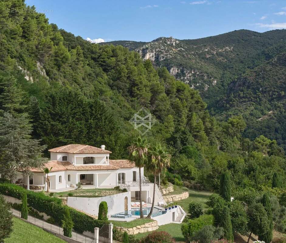 Majestueuse villa avec vue panoramique mer - photo 13