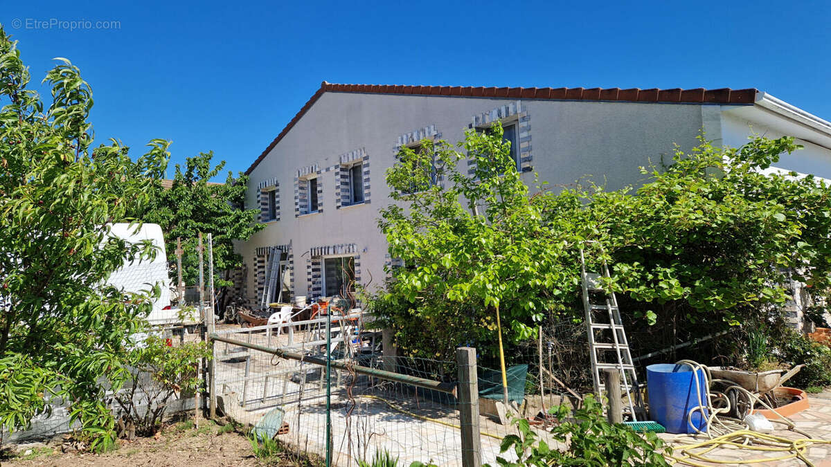 Appartement à VAUGRIGNEUSE