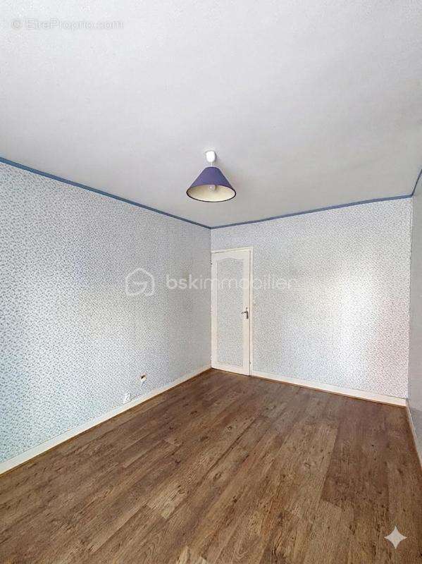 Maison à CHARLY
