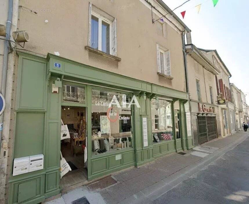 Appartement à RUFFEC