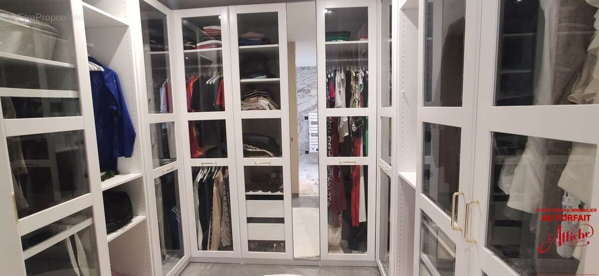 Maison à PINS-JUSTARET