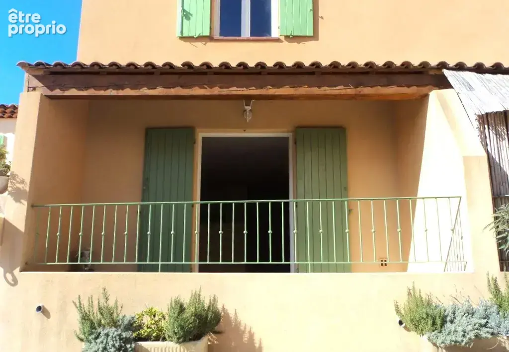 La Seyne sur mer - Maison de ville récente en duplex avec balcon et parking - photo 5