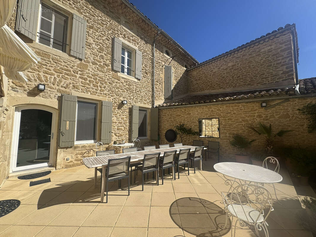 Maison à GRIGNAN