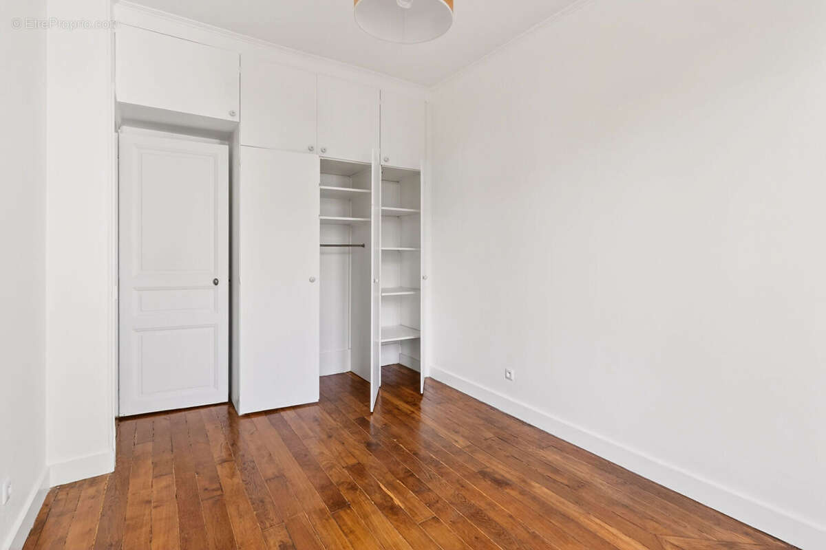 Appartement à COLOMBES