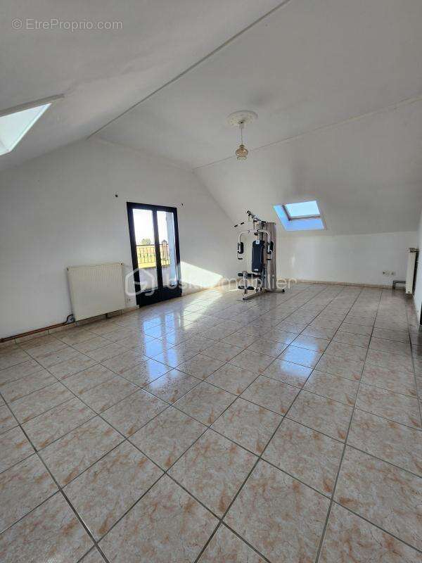 Maison 238 m² à Percey  - photo 8