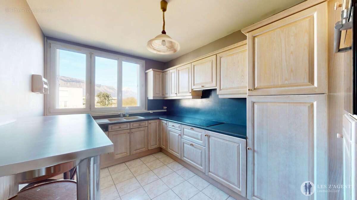 Appartement à SAINT-MARTIN-D'HERES