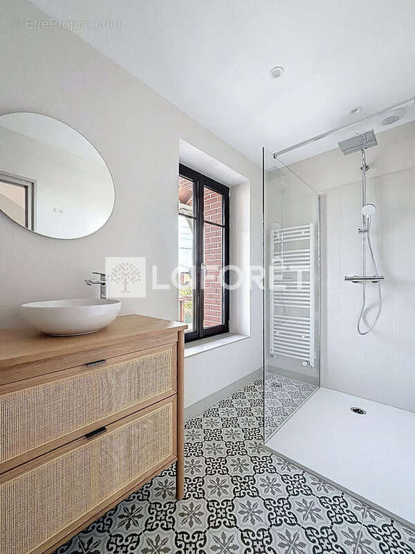 Maison à OUISTREHAM