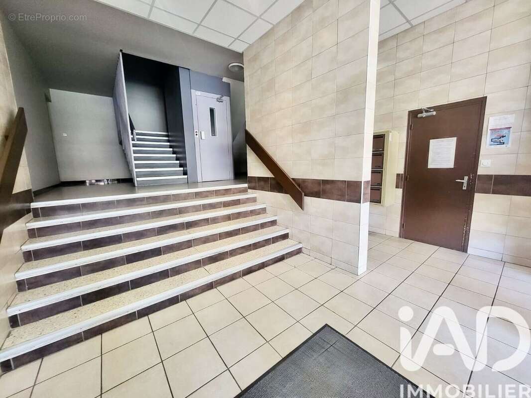 Photo 6 - Appartement à UNIEUX