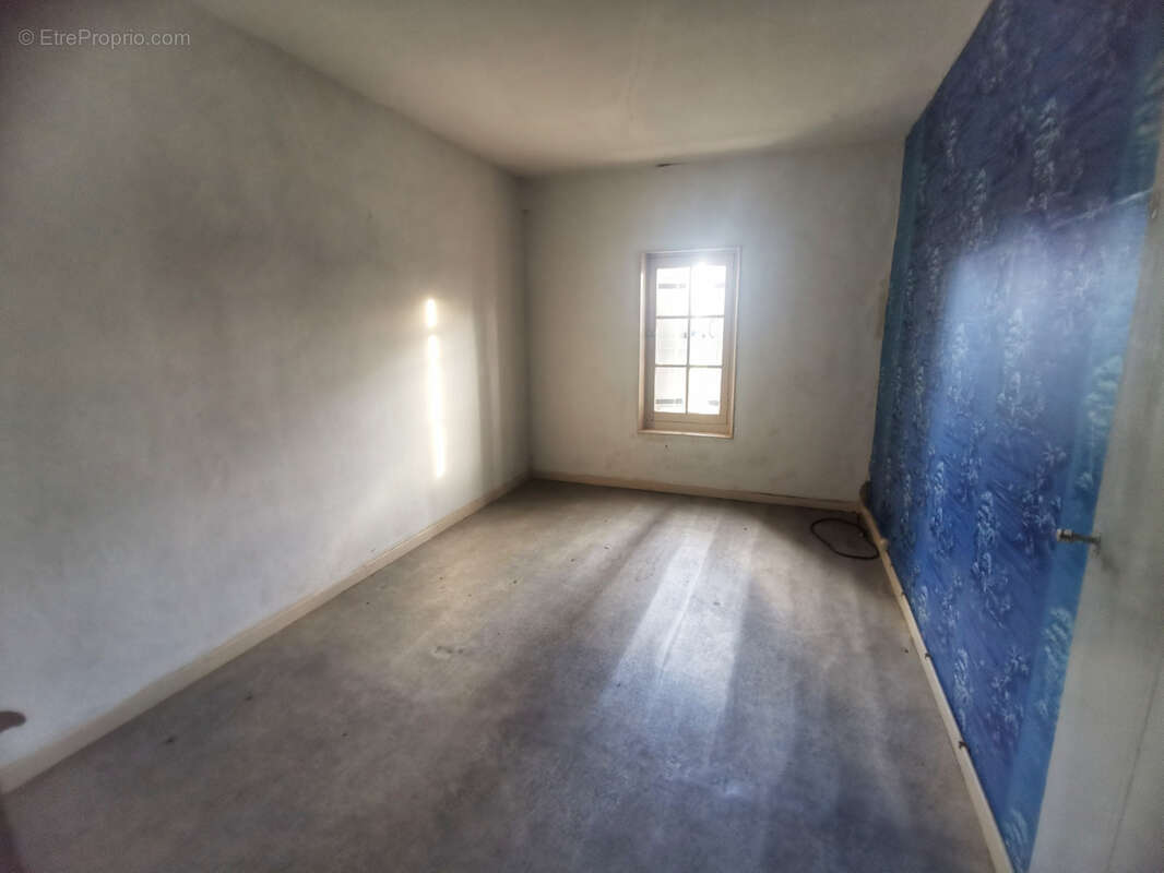 Maison à GOUDOURVILLE