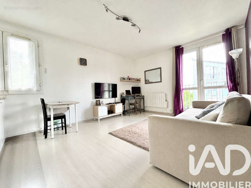 Photo 2 - Appartement à NOISIEL