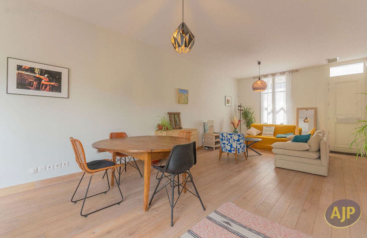 Maison à BORDEAUX