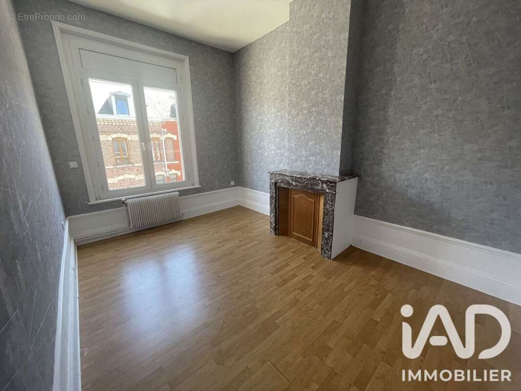 Maison 130 m² à Saint-Quentin  - photo 8