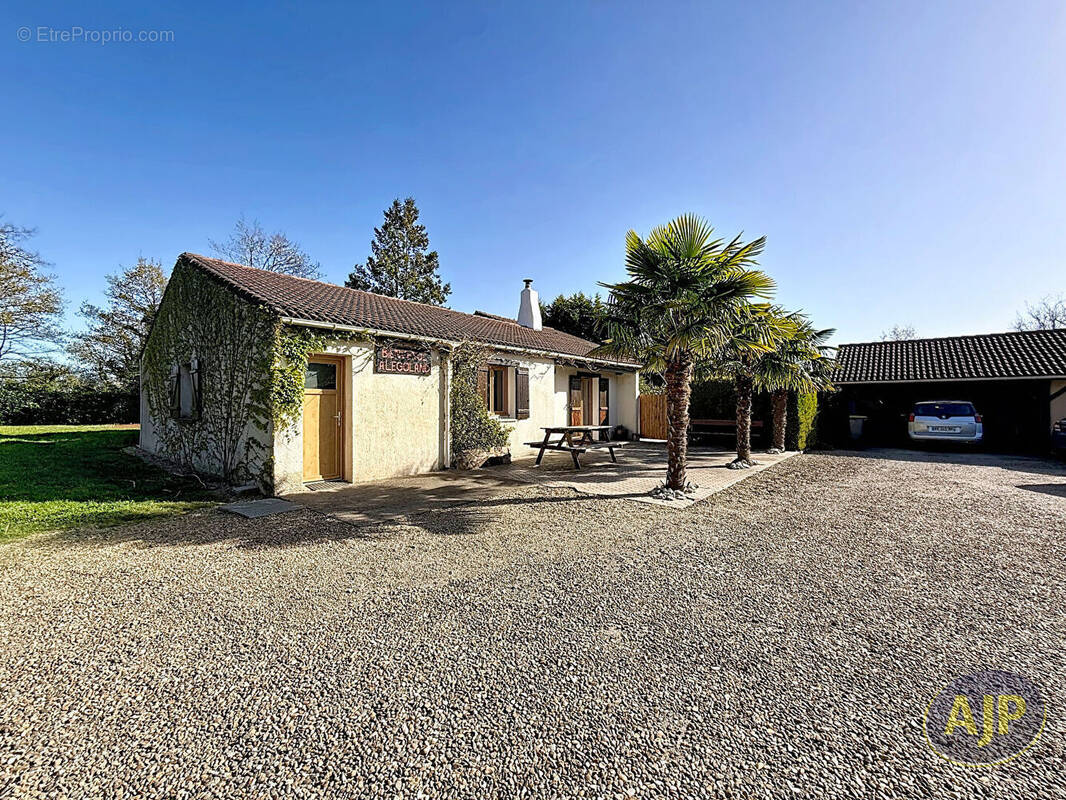 Maison à SAINTE-PAZANNE