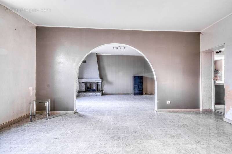 Maison à LIZY-SUR-OURCQ