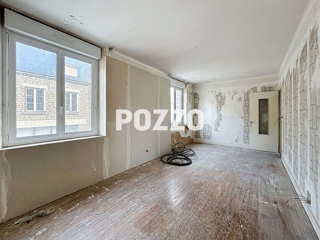 Appartement à SAINT-HILAIRE-DU-HARCOUET