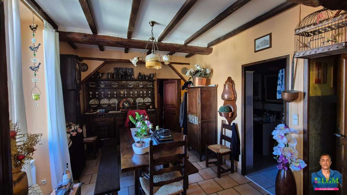 Maison à ROBIAC-ROCHESSADOULE
