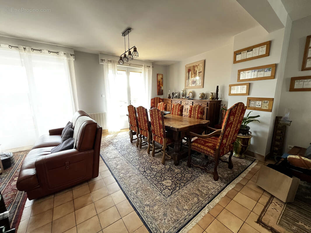 Appartement à VILLEFRANCHE-DE-ROUERGUE