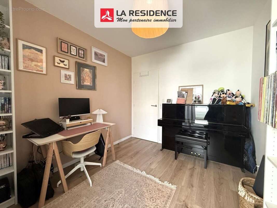 Appartement 62 m² à Velizy-Villacoublay  - photo 8