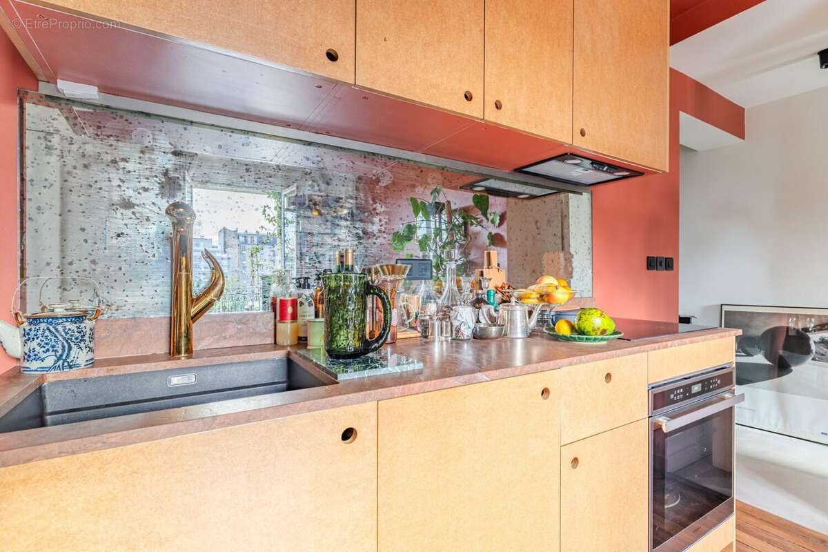 Appartement à PARIS-11E